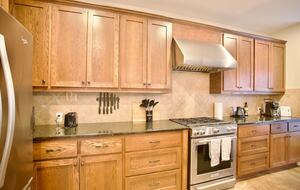 A Stylish Retreat in Austin’s Prime Neighborhood - Austin, Texas