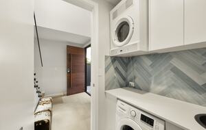 Stylish Two-Level Escape with Stunning Ocean Vistas - Woolgoolga, Australia