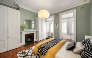 Stunning spacious main bedroom