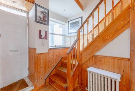 Thameside 2BD Apartment - London, United Kingdom