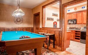 Alpine-Inspired Retreat with Panoramic Mountain Views - Tuckasegee, North Carolina