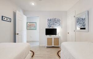 The Shell Seeker - Santa Rosa Beach, Florida