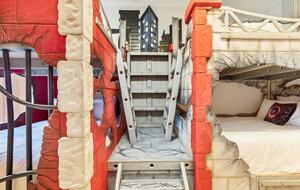 Small World Castle - Reunion, Florida