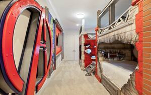 Small World Castle - Reunion, Florida