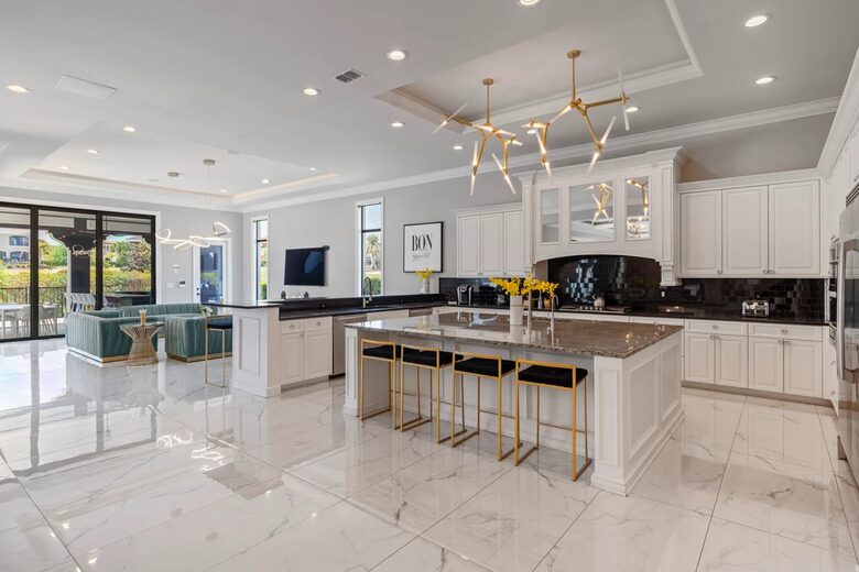 The Kingdom at Reunion - Kissimmee, Florida