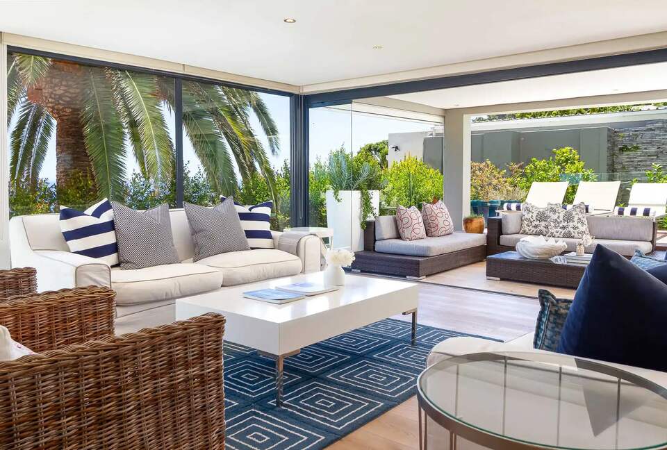 A Coastal Sanctuary Above the Waves - Cape Town, South Africa