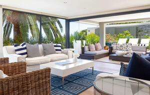 A Coastal Sanctuary Above the Waves - Cape Town, South Africa