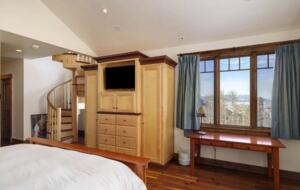 Elevated Elegance | A Majestic Mountain Escape - Steamboat Springs, Colorado