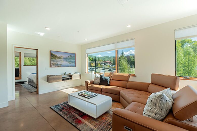 The Boathouse | A Luxury Riverside Retreat in Steamboat Springs - Steamboat Springs, Colorado