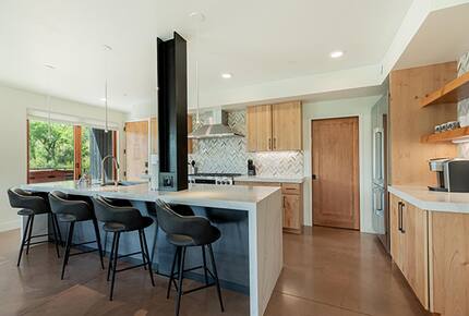 The Boathouse | A Luxury Riverside Retreat in Steamboat Springs - Steamboat Springs, Colorado