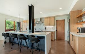 The Boathouse | A Luxury Riverside Retreat in Steamboat Springs - Steamboat Springs, Colorado