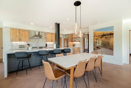 The Boathouse | A Luxury Riverside Retreat in Steamboat Springs - Steamboat Springs, Colorado