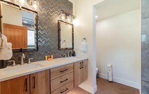 The Boathouse | A Luxury Riverside Retreat in Steamboat Springs - Steamboat Springs, Colorado