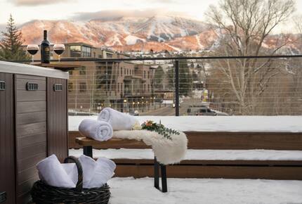 The Boathouse | A Luxury Riverside Retreat in Steamboat Springs - Steamboat Springs, Colorado