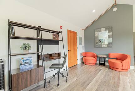 The Boathouse | A Luxury Riverside Retreat in Steamboat Springs - Steamboat Springs, Colorado