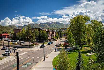 The Boathouse | A Luxury Riverside Retreat in Steamboat Springs - Steamboat Springs, Colorado