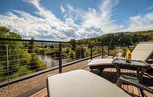 The Boathouse | A Luxury Riverside Retreat in Steamboat Springs - Steamboat Springs, Colorado