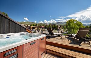 The Boathouse | A Luxury Riverside Retreat in Steamboat Springs - Steamboat Springs, Colorado