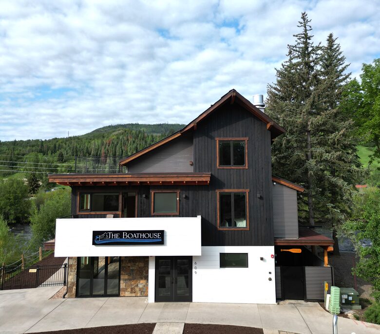 The Boathouse | A Luxury Riverside Retreat in Steamboat Springs - Steamboat Springs, Colorado