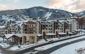 Mountain Residence in the Heart of Canyons Village - Park City, Utah