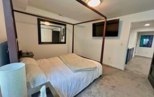 Modern Luxury 4 Bed Home | 7 Mins to Broncos Stadium - Denver, Colorado