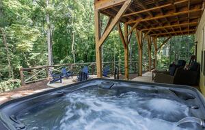 Serene Mountain Getaway | Charming Craftsman Home Near Asheville - Fairview, North Carolina