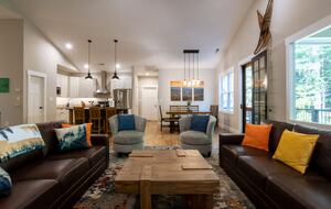 Serene Mountain Getaway | Charming Craftsman Home Near Asheville - Fairview, North Carolina