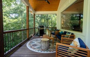 Serene Mountain Getaway | Charming Craftsman Home Near Asheville - Fairview, North Carolina