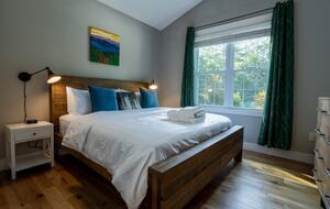 Serene Mountain Getaway | Charming Craftsman Home Near Asheville - Fairview, North Carolina