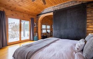 Lake Champlain Waterfront Retreat | 14 Acres of Serenity - Grand Isle, Vermont