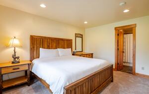 A Sophisticated Mountain Escape in Breckenridge - Breckenridge, Colorado