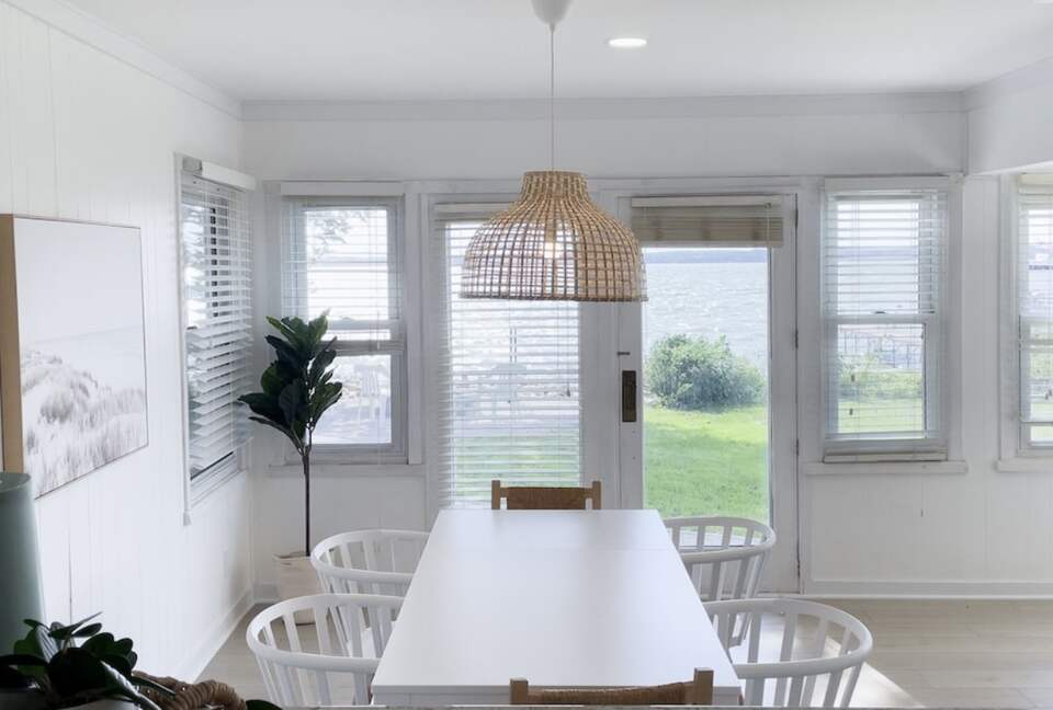 Sunlit Cottage Retreat with Waterfront Views - Stoughton, Wisconsin