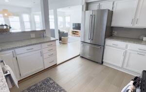 Sunlit Cottage Retreat with Waterfront Views - Stoughton, Wisconsin