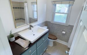 Sunlit Cottage Retreat with Waterfront Views - Stoughton, Wisconsin