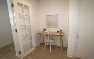 Sunlit Cottage Retreat with Waterfront Views - Stoughton, Wisconsin