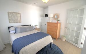 Sunlit Cottage Retreat with Waterfront Views - Stoughton, Wisconsin