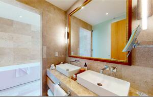 Luxurious Penthouse Retreat with Private Pool & Golf Access - Solidaridad, Mexico