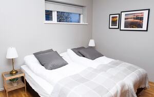 Charming Akureyri 3BD Apartment with Fjord Views - Akureyri, Iceland