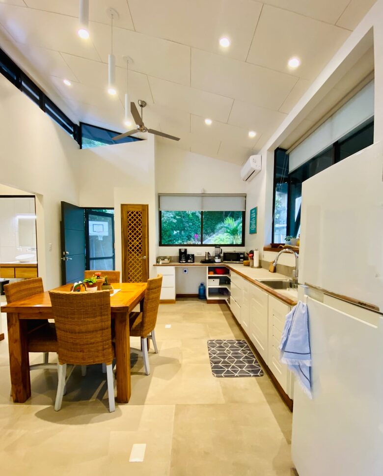 Jungle Charm Near the Coast - Playas del Coco, Costa Rica