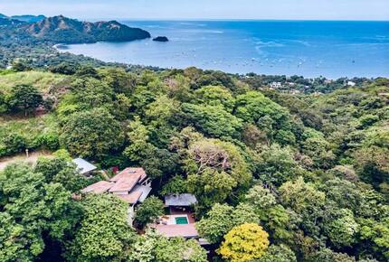 Jungle Charm Near the Coast - Playas del Coco, Costa Rica