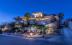 Sophisticated Villa with Panoramic Views & Resort Amenities - San Jose del Cabo, Mexico
