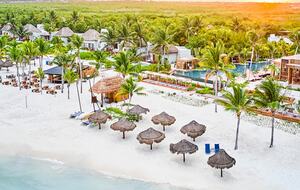 Luxurious Penthouse Retreat with Private Pool & Golf Access - Solidaridad, Mexico