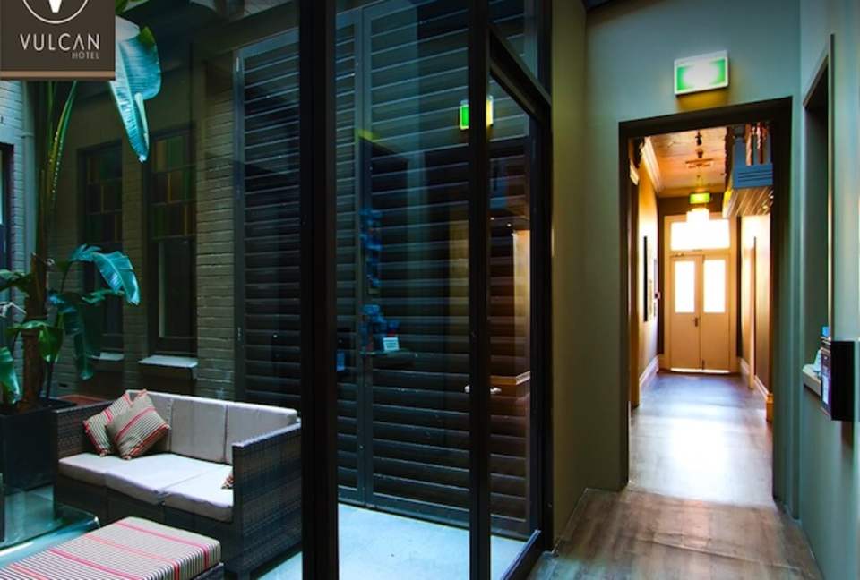 Vulcan Hotel - Sydney City District - Sydney, Australia