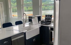 Elevated Tranquility | A Floating Escape on the Allegheny - Blawnox, Pennsylvania