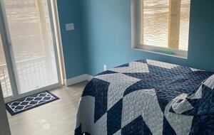 Elevated Tranquility | A Floating Escape on the Allegheny - Blawnox, Pennsylvania