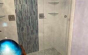 Elevated Tranquility | A Floating Escape on the Allegheny - Blawnox, Pennsylvania