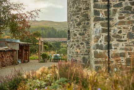 Kilmartin Castle | A 16th-Century Scottish Retreat - Kilmartin, United Kingdom