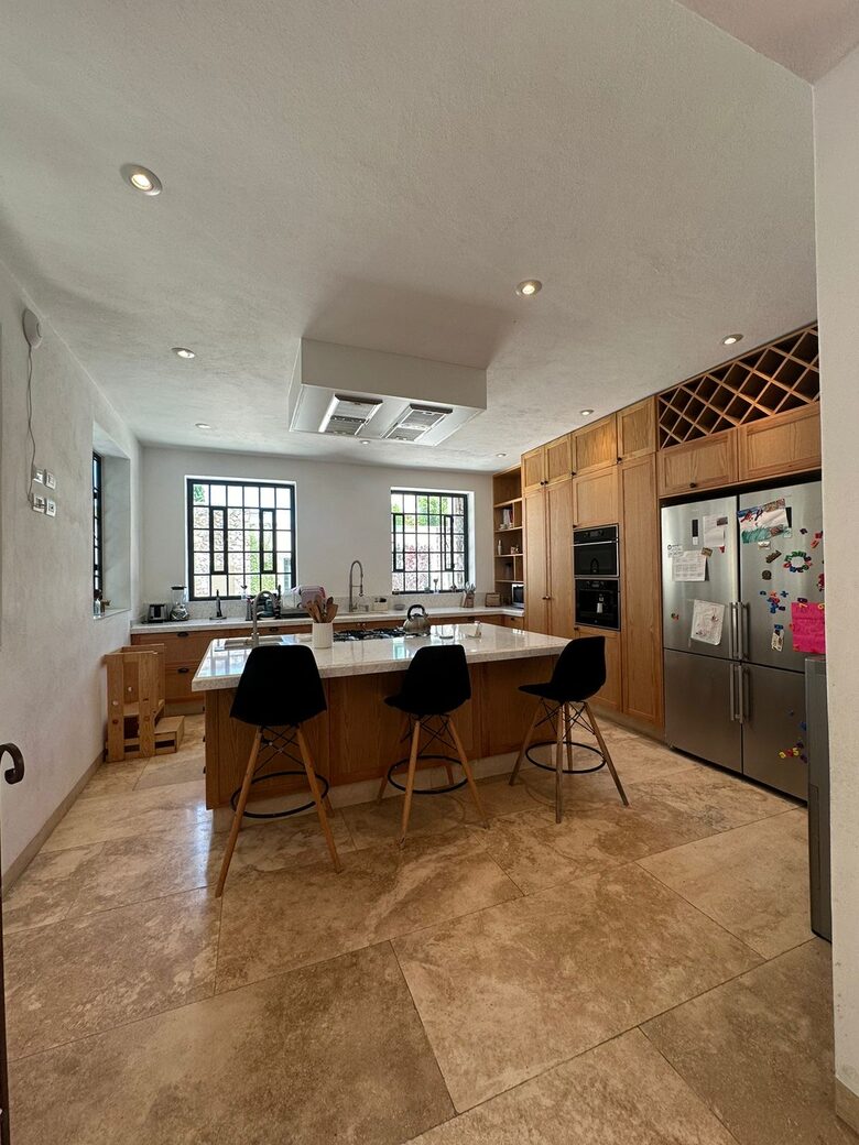 Refined Living in a Gated Colonial Retreat - San Miguel de Allende, Mexico