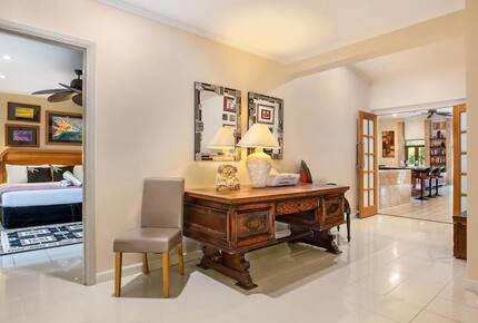 Refined Penthouse Living in the Heart of Paradise - Port Douglas, Australia