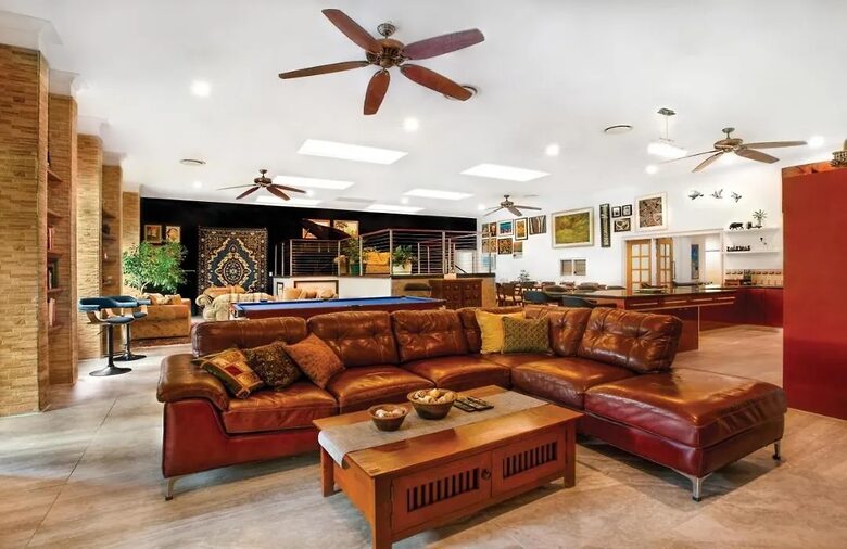 Refined Penthouse Living in the Heart of Paradise - Port Douglas, Australia